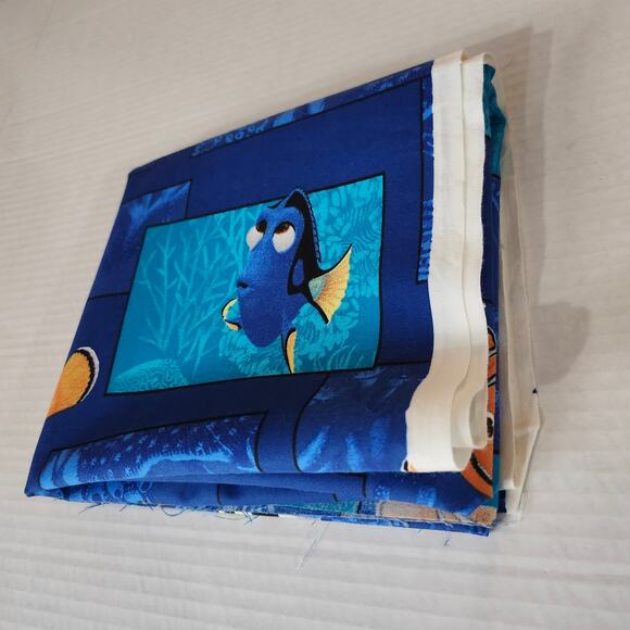Disney/Pixar Finding Nemo Vintage Patch Cotton Fabric 44" x 58" Springs Ind. - Picture 5 of 7